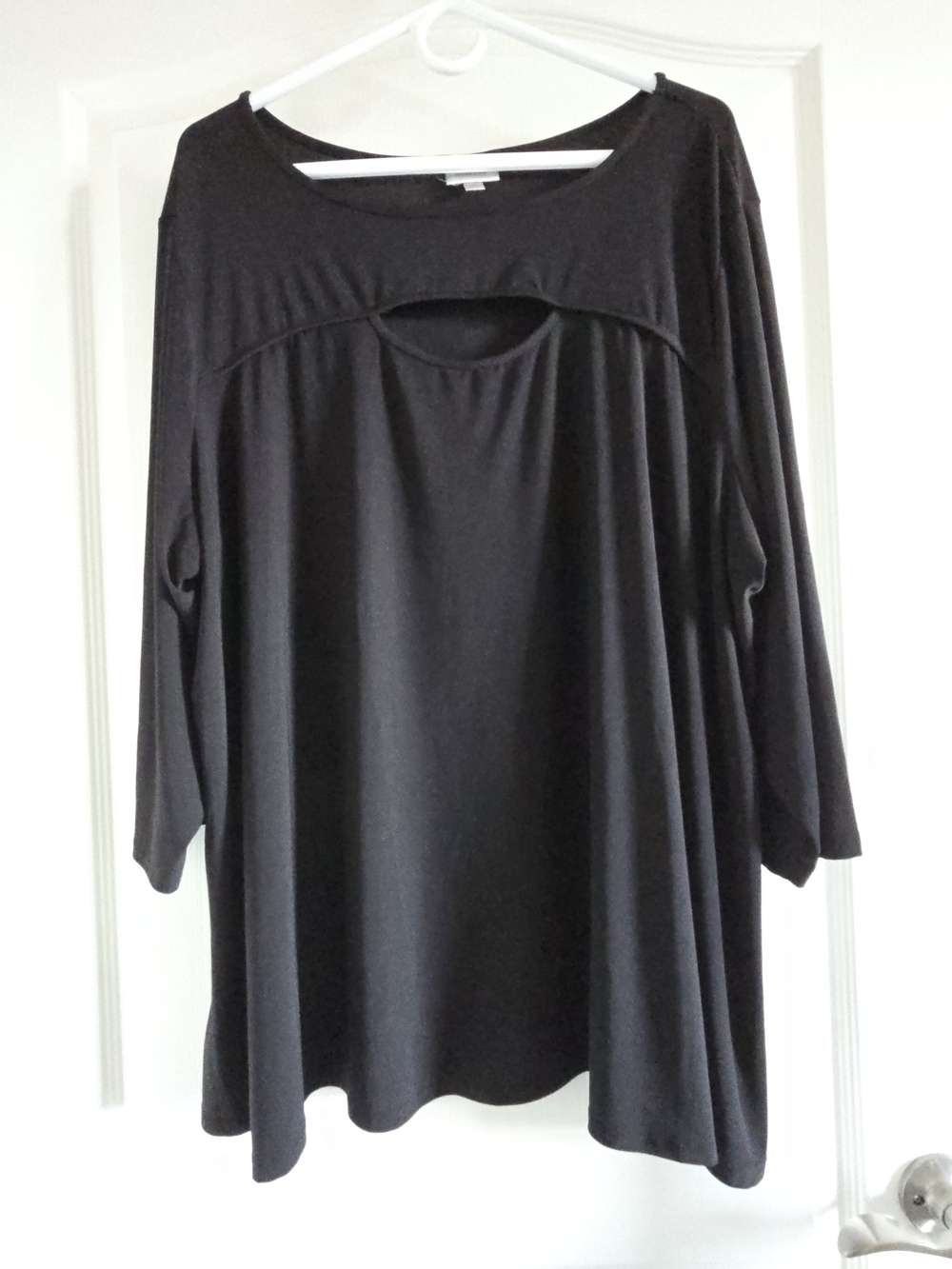 Avenue Black 3/4 Sleeve Tunic with Keyhole